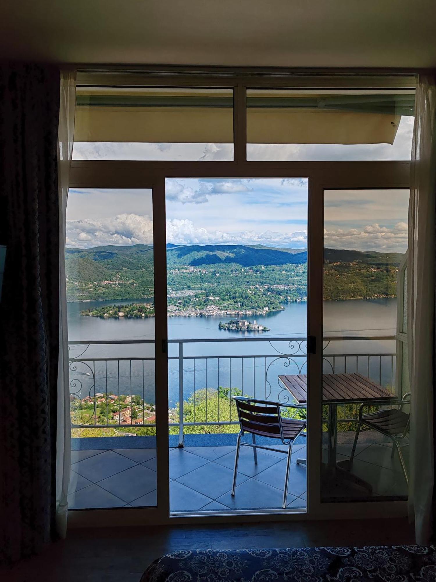 Hotel Panoramico Lago D'Orta (Adults Only) 마돈나 델 사소 외부 사진