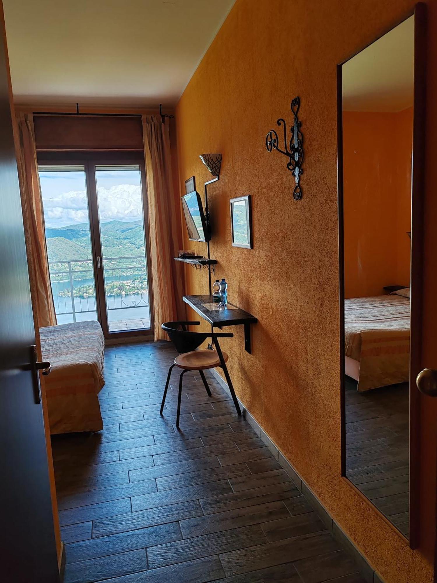 Hotel Panoramico Lago D'Orta (Adults Only) 마돈나 델 사소 외부 사진