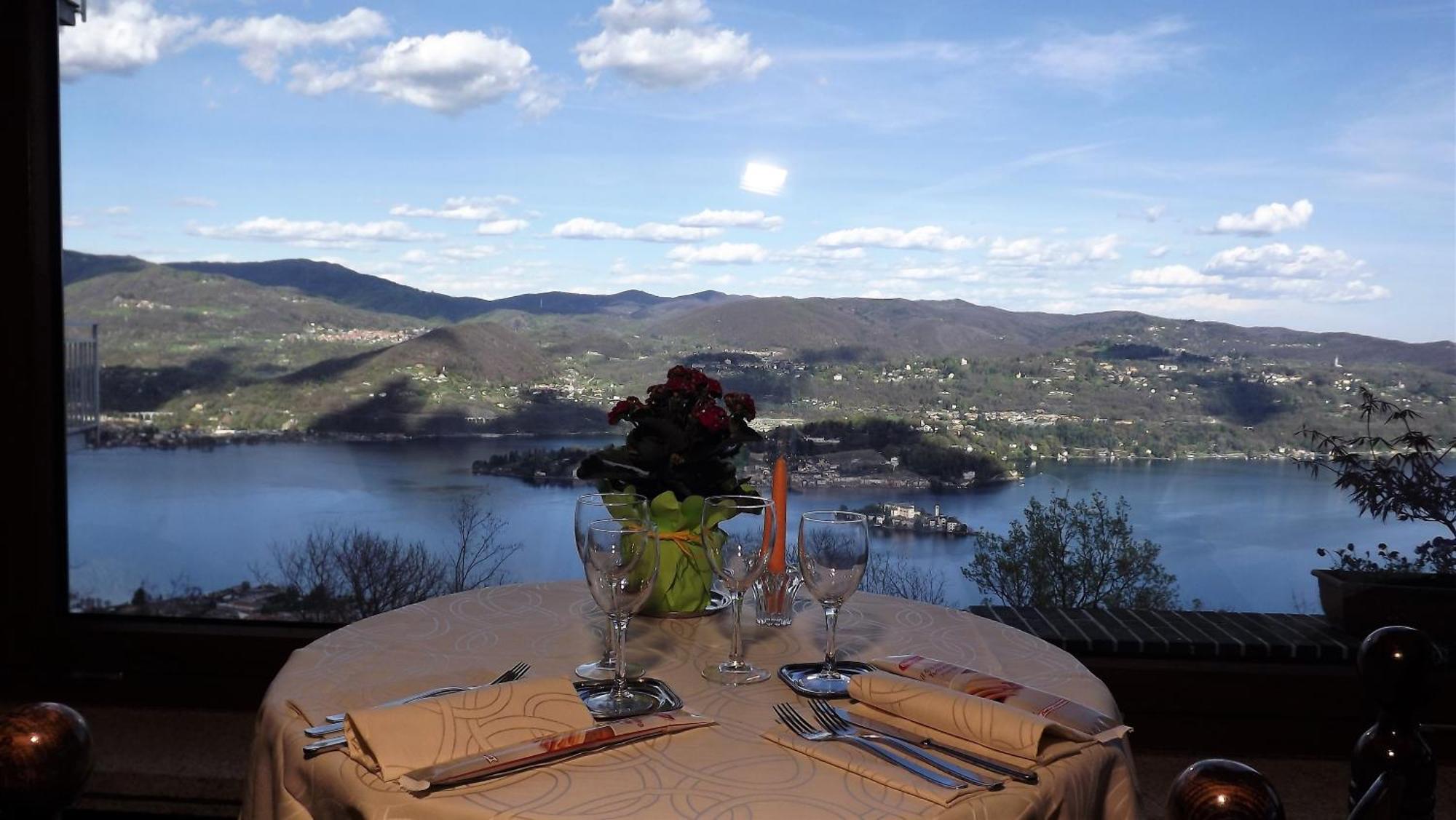 Hotel Panoramico Lago D'Orta (Adults Only) 마돈나 델 사소 외부 사진