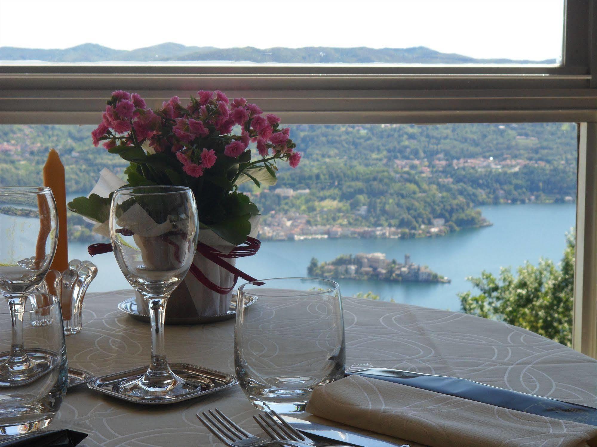 Hotel Panoramico Lago D'Orta (Adults Only) 마돈나 델 사소 외부 사진