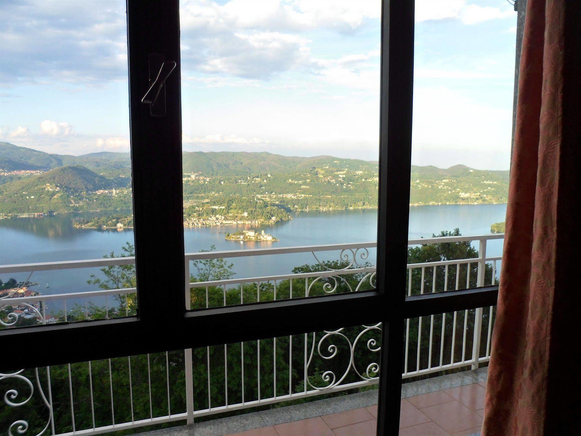 Hotel Panoramico Lago D'Orta (Adults Only) 마돈나 델 사소 외부 사진